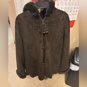 Side dark coco brown xl suade  Croft and barrow